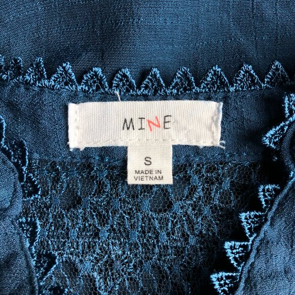 Blue Embroidered Blouse High Lace Collar V-neck Size Small Elegant Holidays - Picture 13 of 16